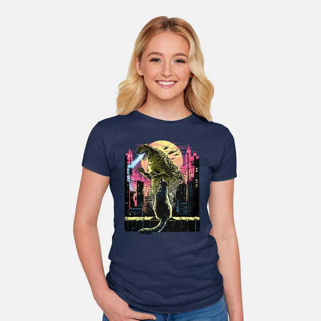 Watching The Kaiju-Womens-Fitted-Tee-zascanauta