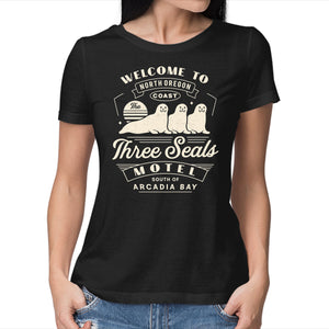 Three Seals Motel Emblem