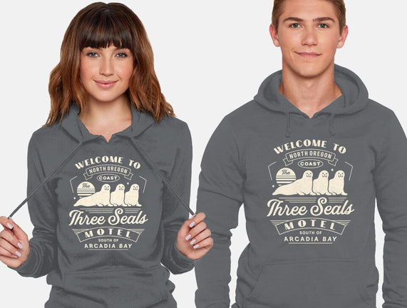 Three Seals Motel Emblem
