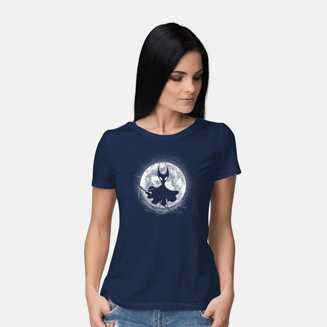 Moonlight Protector-Womens-Basic-Tee-fanfreak1