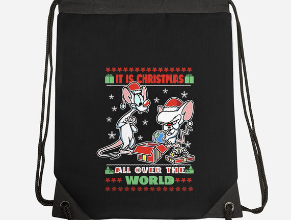 It's Christmas All Over The World