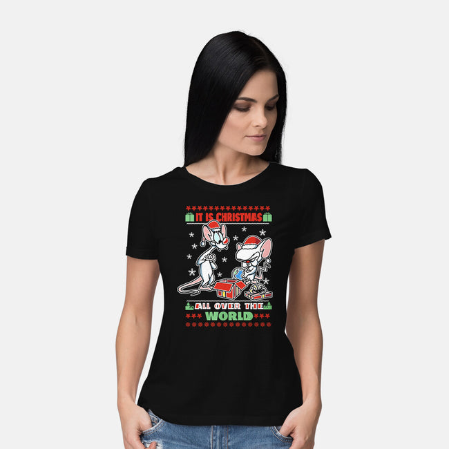 It's Christmas All Over The World-Womens-Basic-Tee-fanfabio
