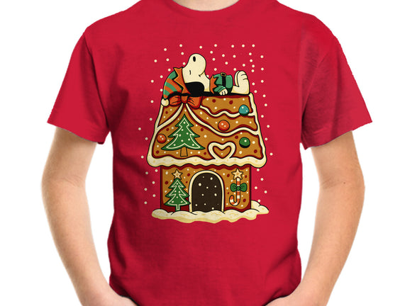 Snoopy On Gingerbread House