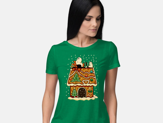 Snoopy On Gingerbread House