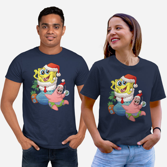 Stocking Stuffer Sponge And Star-Unisex-Basic-Tee-DoOomcat