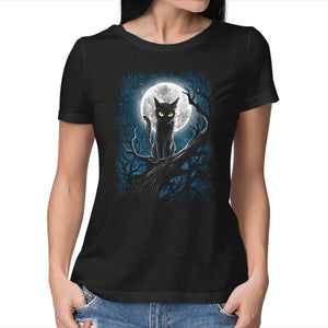 The Guardian Of The Moon
