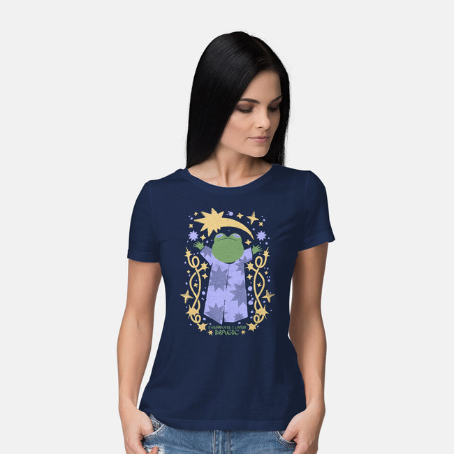 Everyone Loves Magic-Womens-Basic-Tee-ilustrata