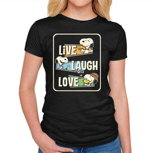 Snoopy Loves To Live And Laugh