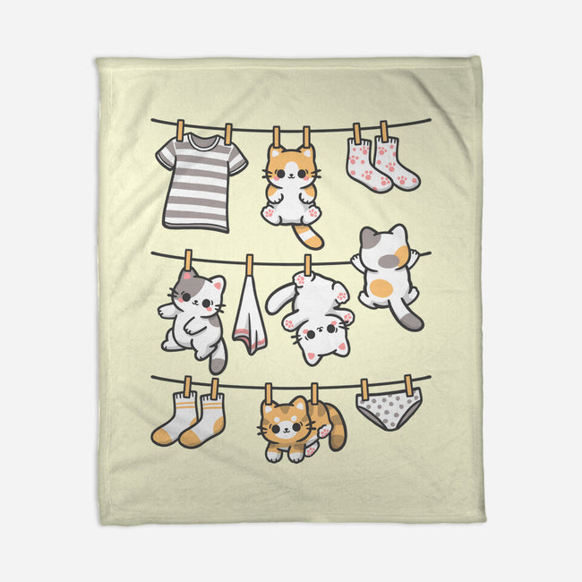 Kitten Laundry Day-None-Fleece-Blanket-NemiMakeit