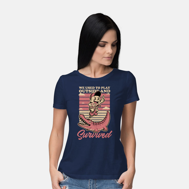 Vintage Playing Dangerous-Womens-Basic-Tee-Studio Mootant