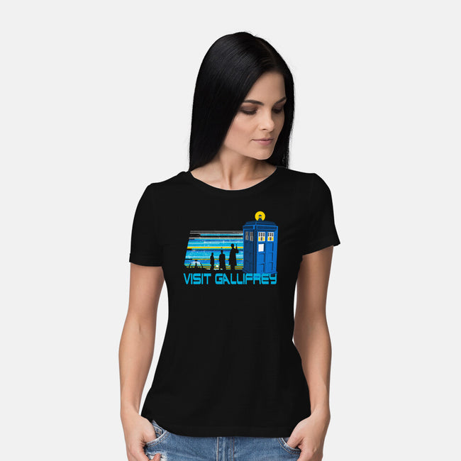 A Trip To Gallifrey-Womens-Basic-Tee-kharmazero