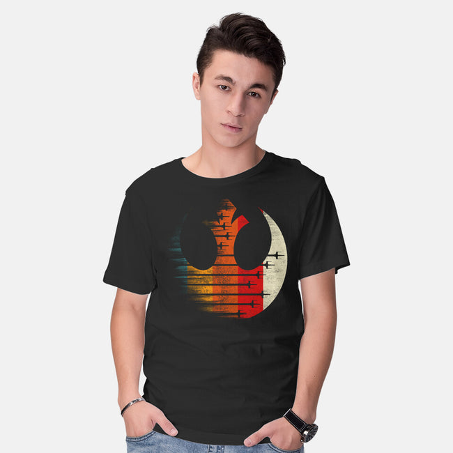 Vintage Rebel-Mens-Basic-Tee-rocketman_art