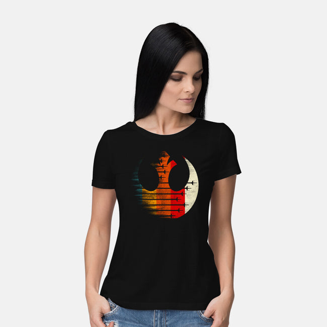 Vintage Rebel-Womens-Basic-Tee-rocketman_art