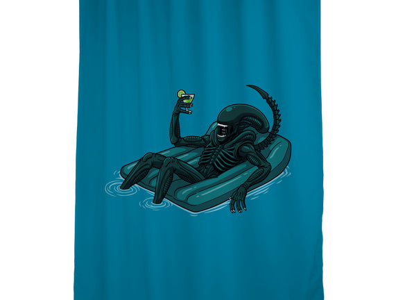 Alien In Summer