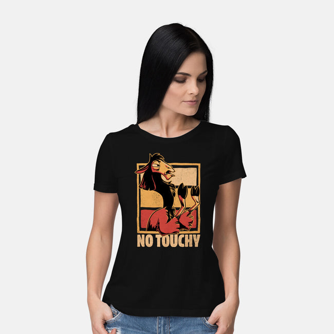 Fight Llama-Womens-Basic-Tee-Studio Mootant