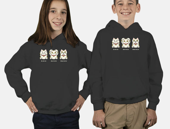 Three Wise Maneki-Neko