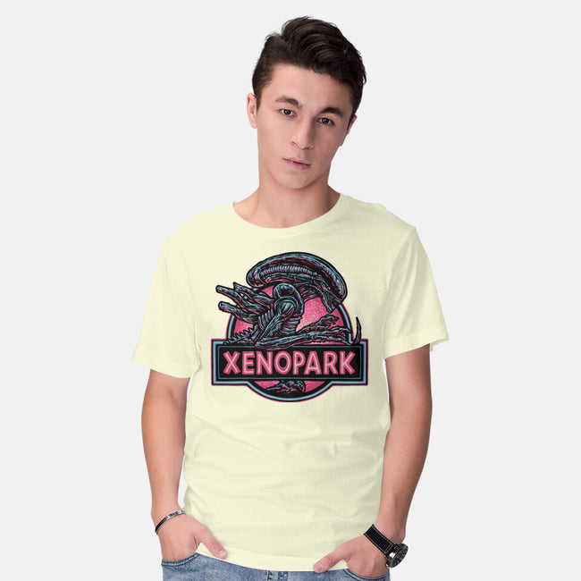 Welcome To Xenopark-Mens-Basic-Tee-glitchygorilla