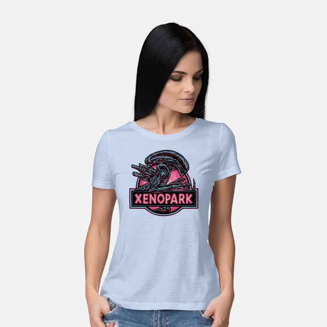 Welcome To Xenopark-Womens-Basic-Tee-glitchygorilla