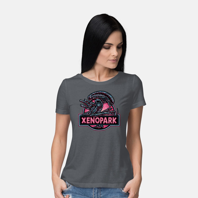Welcome To Xenopark-Womens-Basic-Tee-glitchygorilla