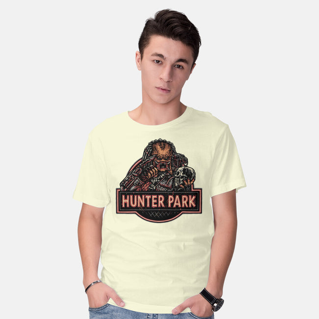 Welcome To Hunter Park-Mens-Basic-Tee-glitchygorilla