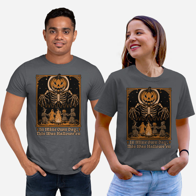 Halloween Medieval Dance-Unisex-Basic-Tee-Studio Mootant