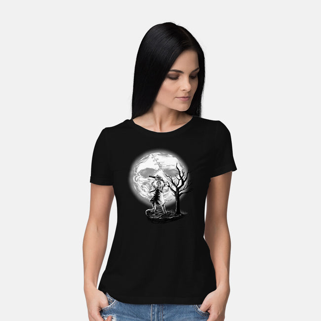 Leather Moon-womens basic tee-zascanauta