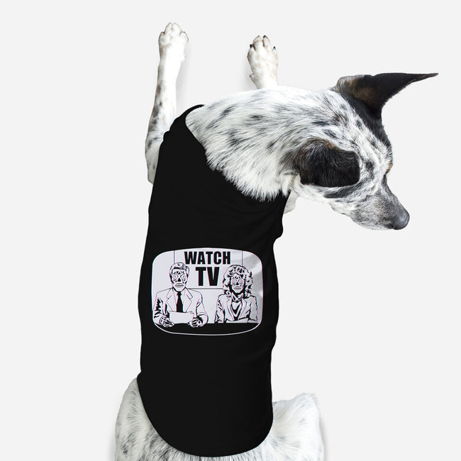 Watch TV-dog basic pet tank-daveleonardo