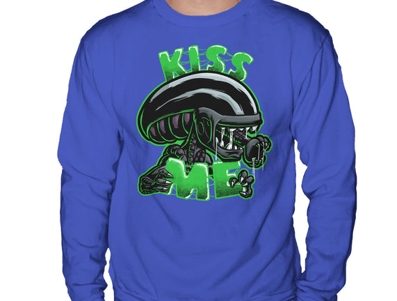 Alien Kiss Me