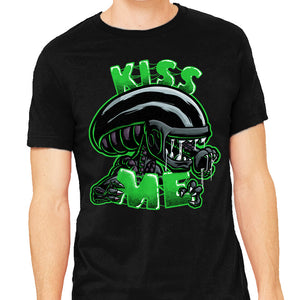 Alien Kiss Me
