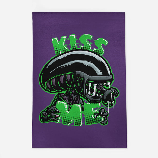 Alien Kiss Me-none indoor rug-Studio Mootant