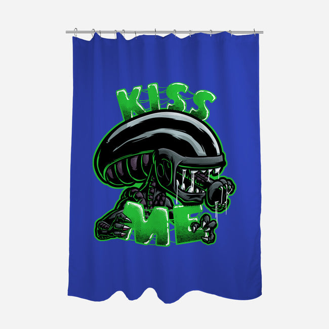 Alien Kiss Me-none polyester shower curtain-Studio Mootant
