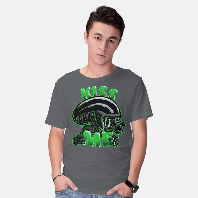 Alien Kiss Me-mens basic tee-Studio Mootant