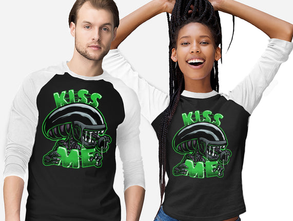 Alien Kiss Me