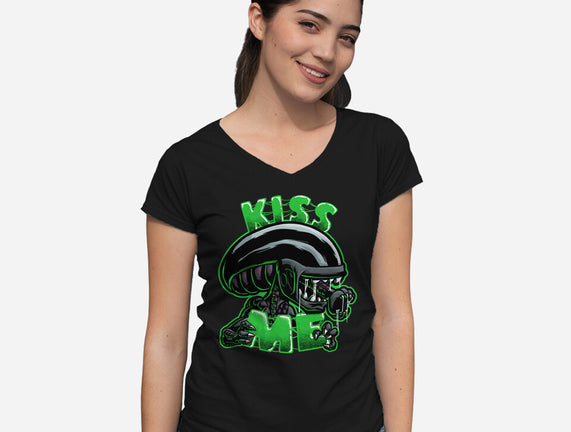Alien Kiss Me