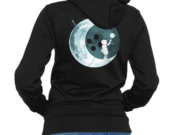 Button Moon