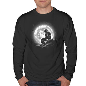 A Moonlight Giant