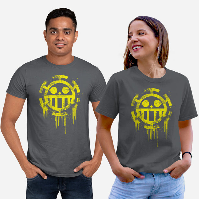Room-unisex basic tee-fanfabio