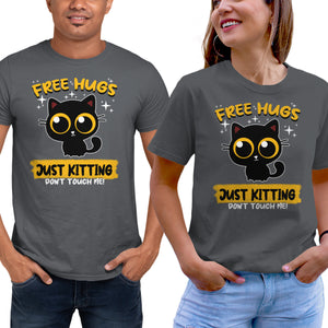 Free Hugs Just Kitting