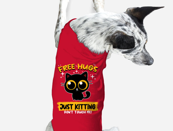 Free Hugs Just Kitting
